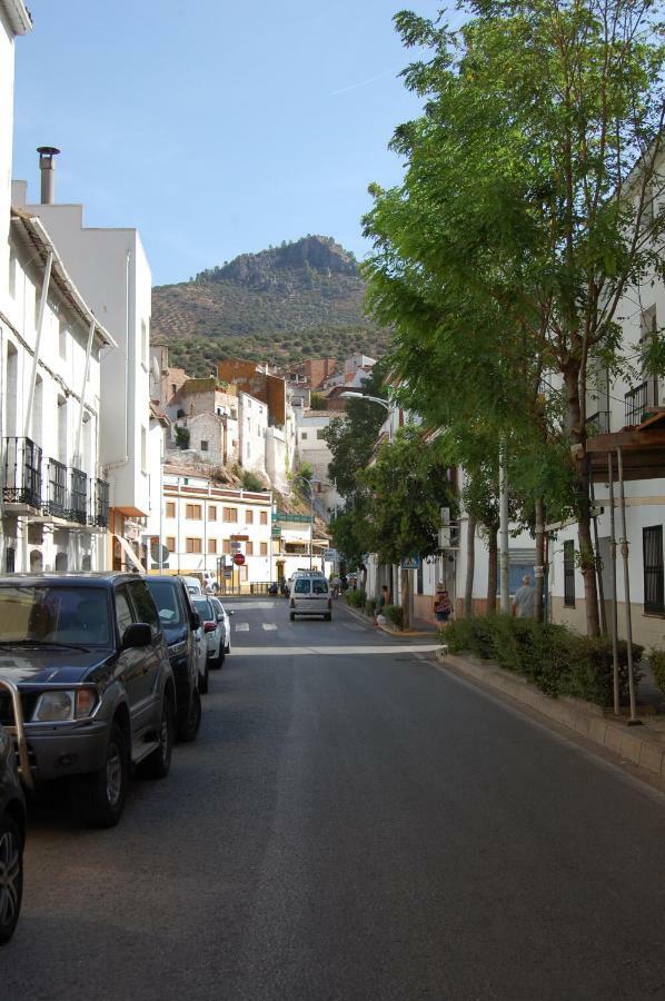 Hotel La Magnolia à La Puerta de Segura Extérieur photo
